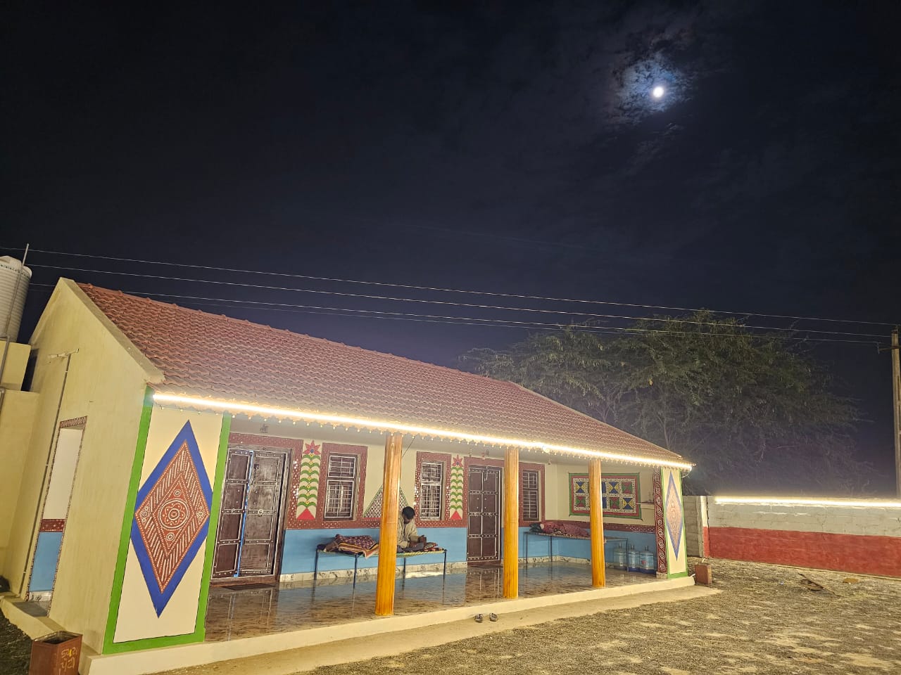 Outdoor Ambience at Moon HomeStay - Photo 4